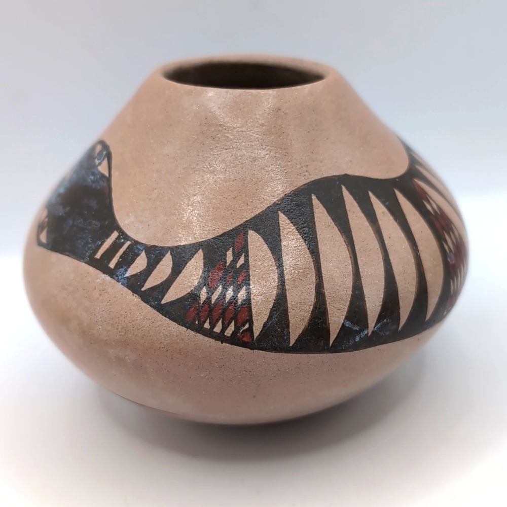 Mata Ortiz Mexico Polychrome Clay Pottery Hand Painted Snake Seed Pot Vase - Picture 2 of 12